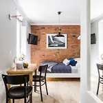 Sanhaus - Sailor - Dla Par 2 Minuty Od Plaży