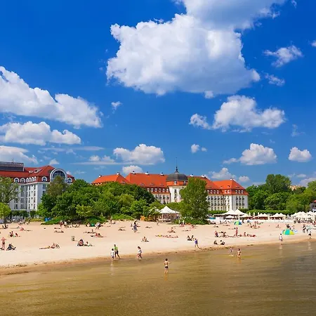 Sanhaus - Sailor - Dla Par 2 Minuty Od Plazy